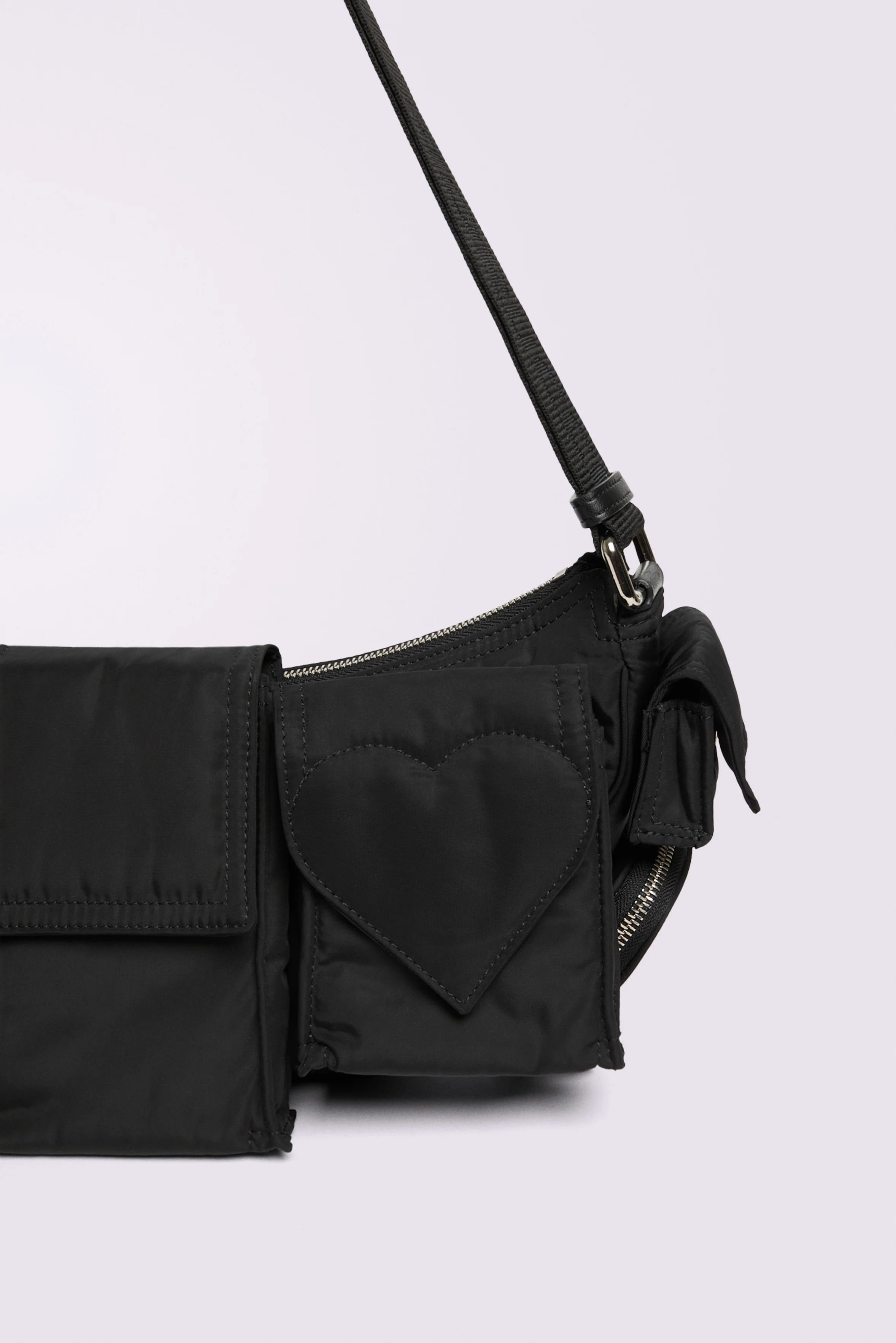 Super Pocket Recycled Nylon Bag Black - Image 5