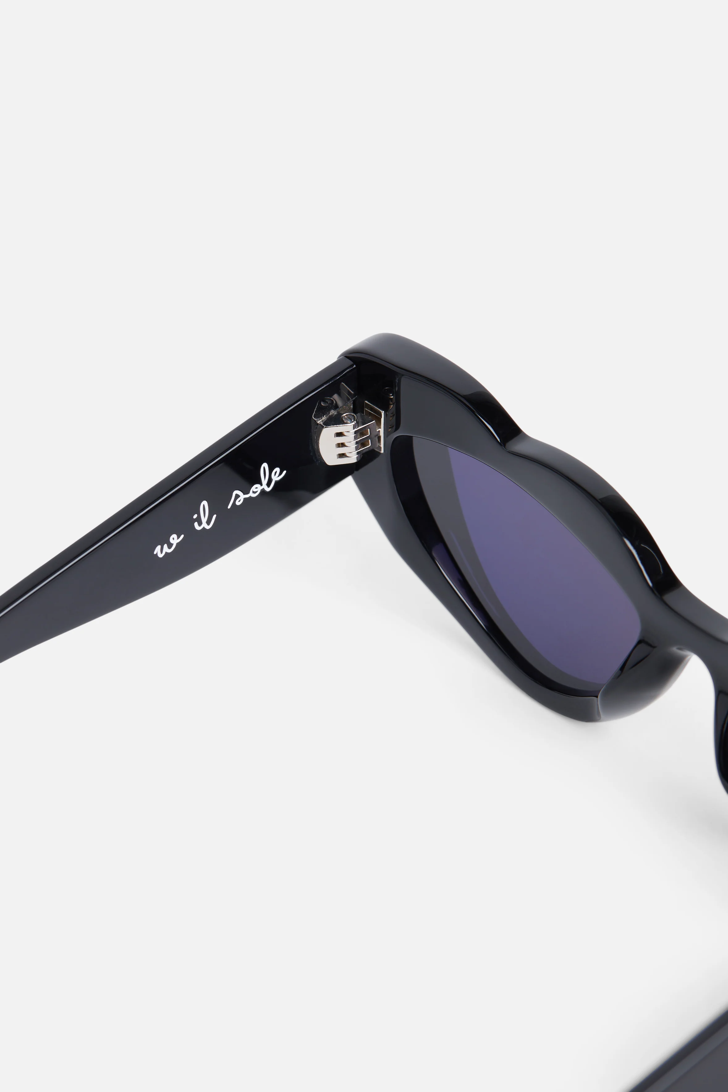Heart Sunglasses Black - Image 3
