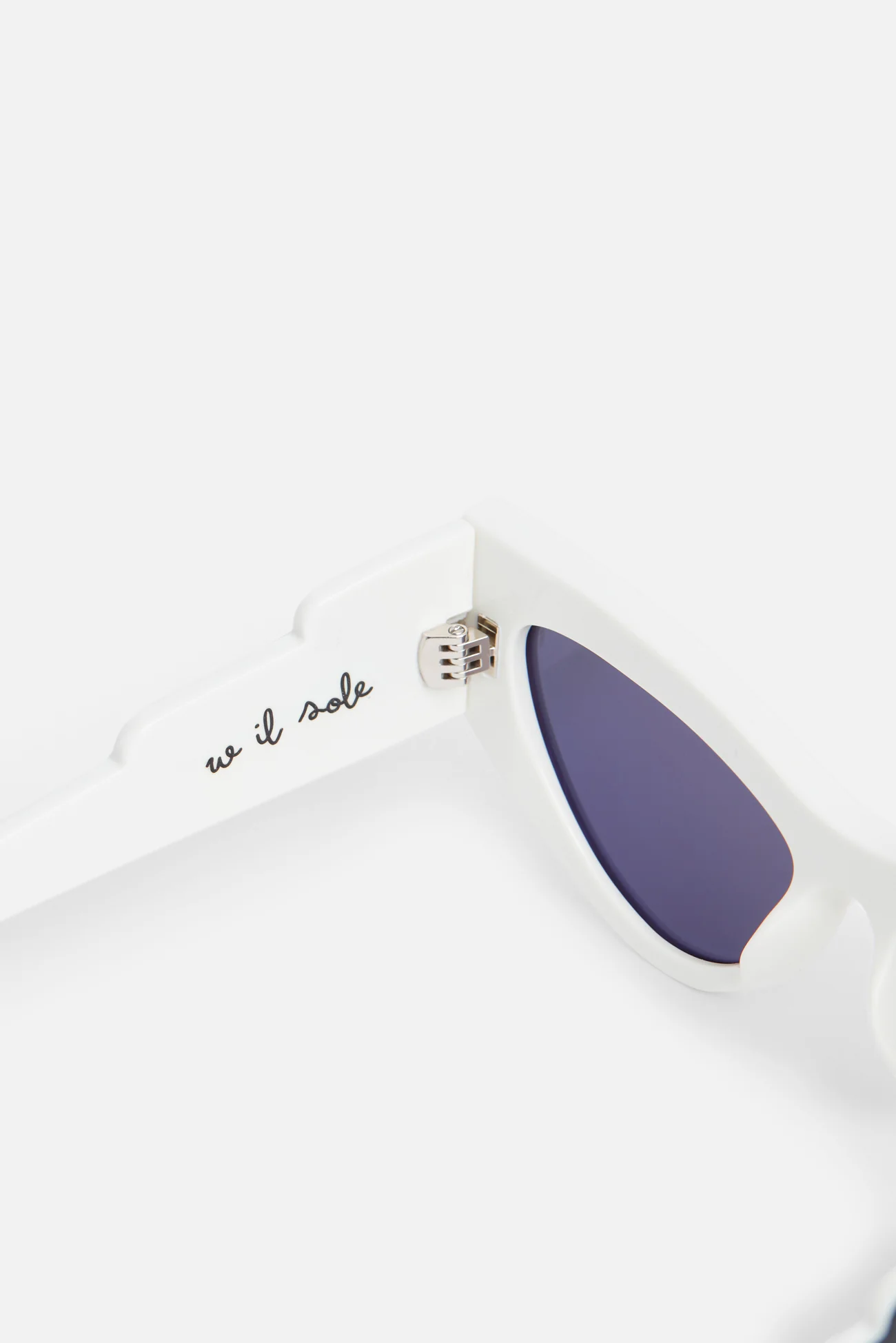 Wing Sunglasses White - Image 3