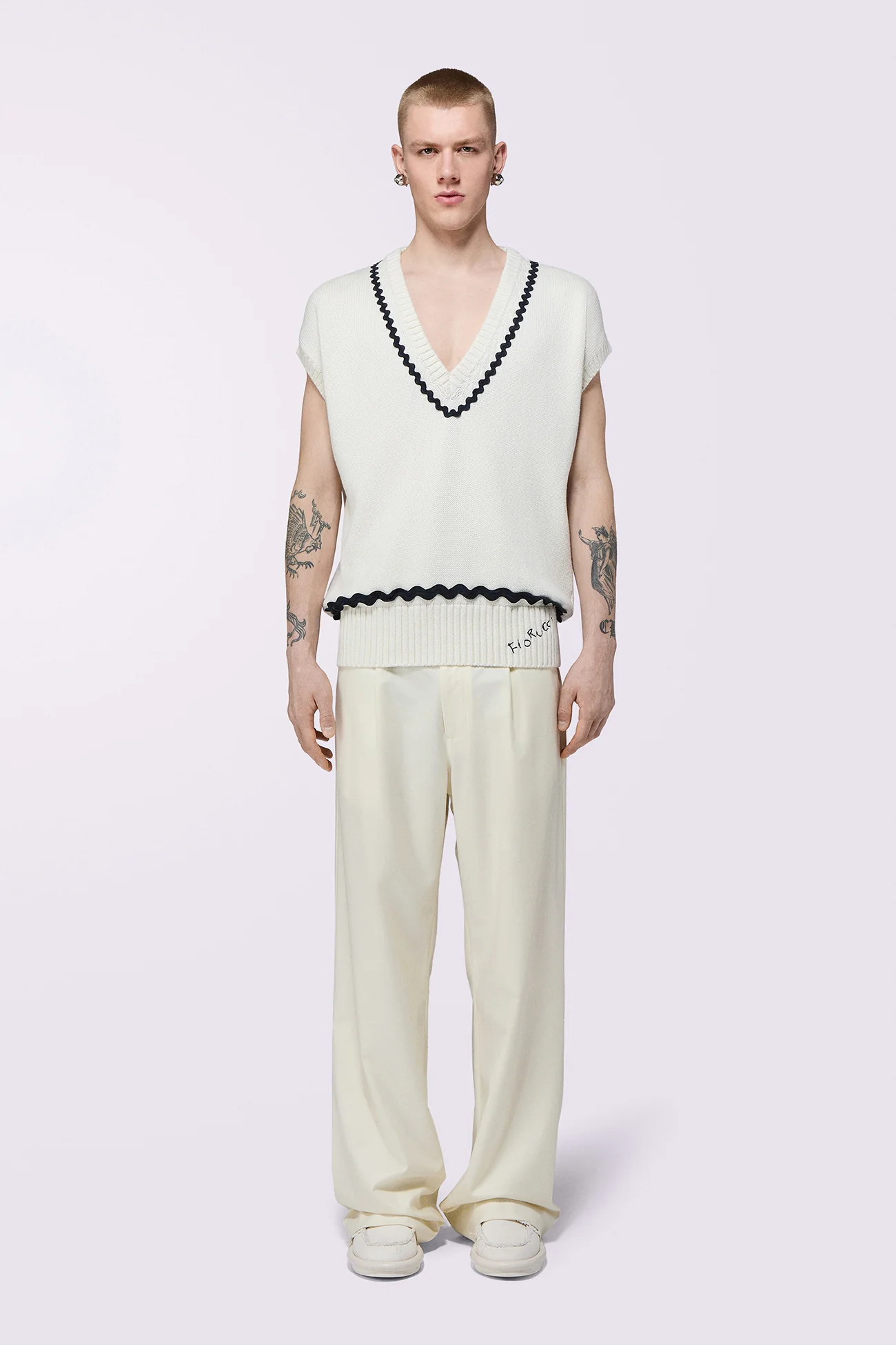 Embroidered Knit Vest White - Image 2