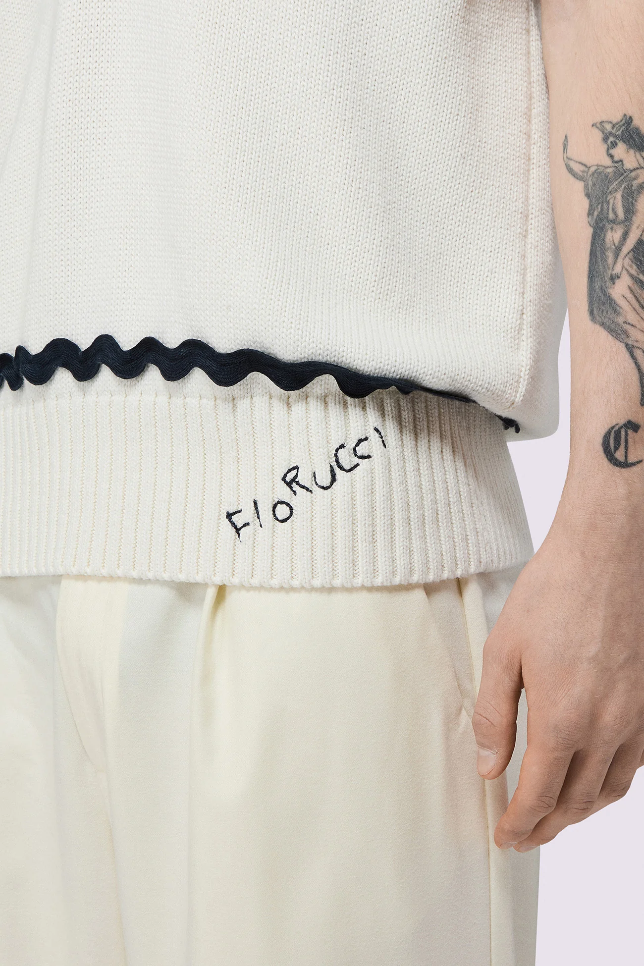 Embroidered Knit Vest White - Image 4