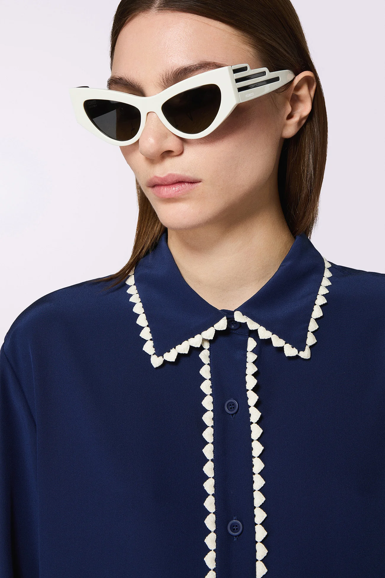 Heart Trim Shirt Navy - Image 4